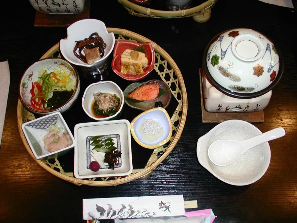 ホテル 湯豆のやど本伝 みなかみ町 エクステリア 写真
